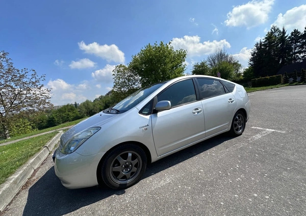 Toyota Prius cena 27490 przebieg: 212800, rok produkcji 2007 z Tarnów małe 106